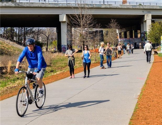 344 Skylar Court SE, Atlanta, GA 30315