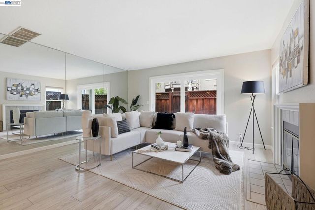 3847 Crow Canyon Rd, San Ramon, CA 94582