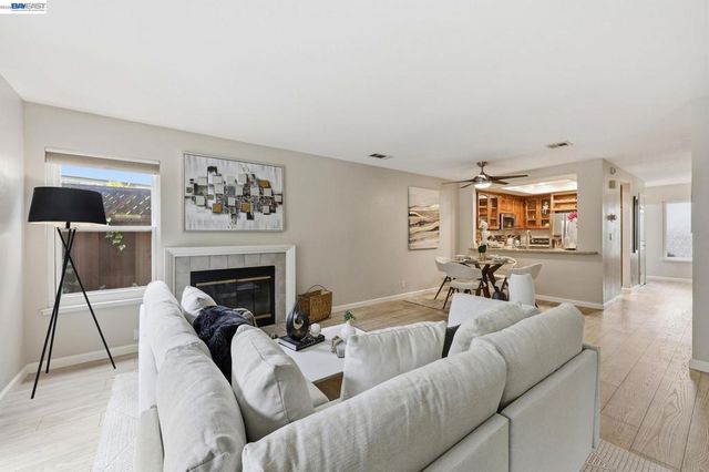 3847 Crow Canyon Rd, San Ramon, CA 94582