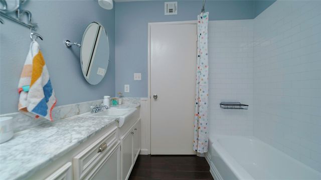 1506 Wavecrest Lane, Houston, TX 77062