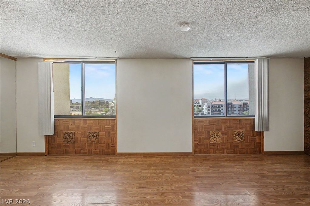 Image 10 of property listing at 3930 University Center Drive 612, Las Vegas, NV 89119