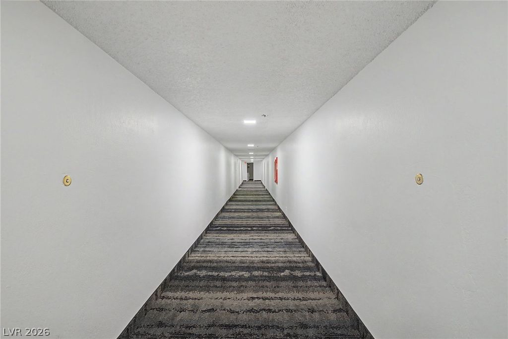Image 2 of property listing at 3930 University Center Drive 612, Las Vegas, NV 89119