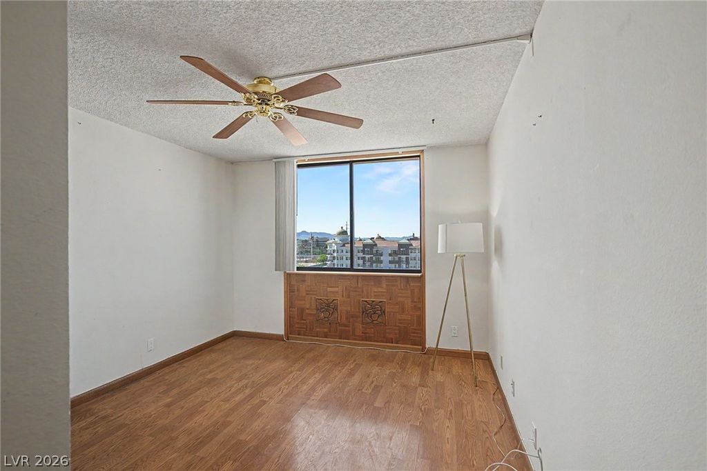 Image 20 of property listing at 3930 University Center Drive 612, Las Vegas, NV 89119