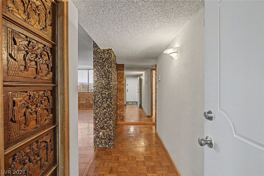 Image 3 of property listing at 3930 University Center Drive 612, Las Vegas, NV 89119