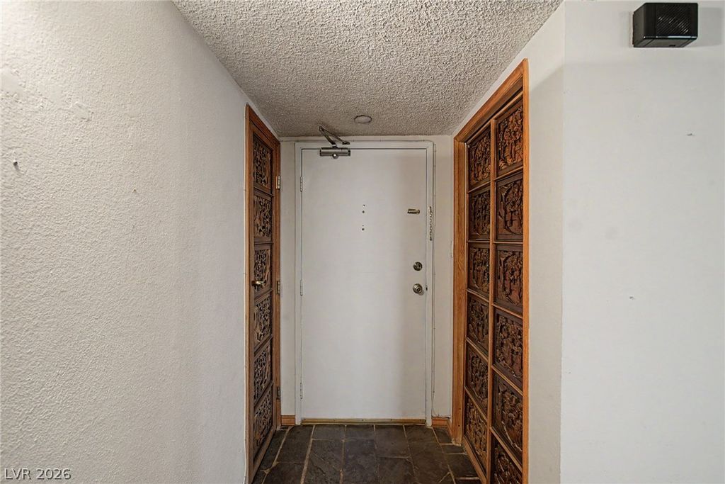 Image 4 of property listing at 3930 University Center Drive 612, Las Vegas, NV 89119
