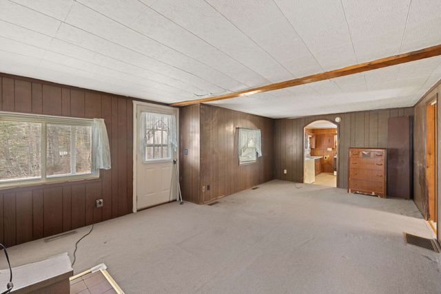 77 HIDDEN ACRES TRL, Waynesboro, VA 22980