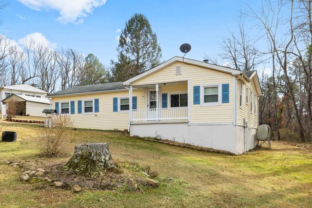 77 HIDDEN ACRES TRL, Waynesboro, VA 22980