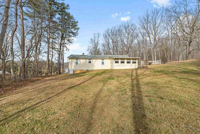 77 HIDDEN ACRES TRL, Waynesboro, VA 22980