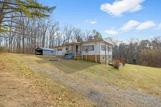 77 HIDDEN ACRES TRL, Waynesboro, VA 22980