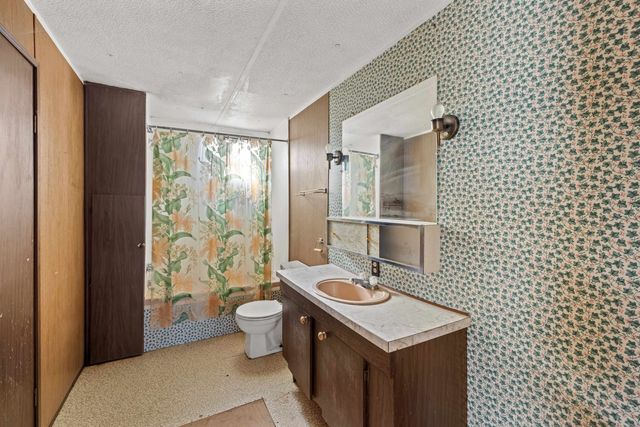 77 HIDDEN ACRES TRL, Waynesboro, VA 22980