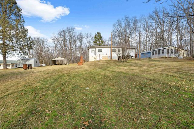 77 HIDDEN ACRES TRL, Waynesboro, VA 22980