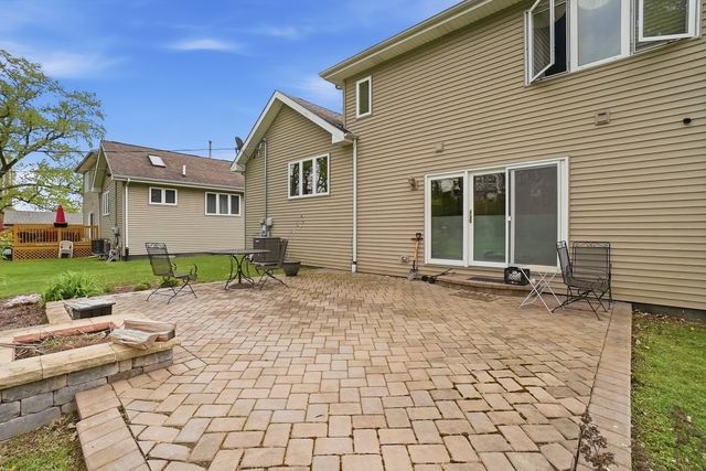 1016 174th Street, East Hazel Crest, IL 60429