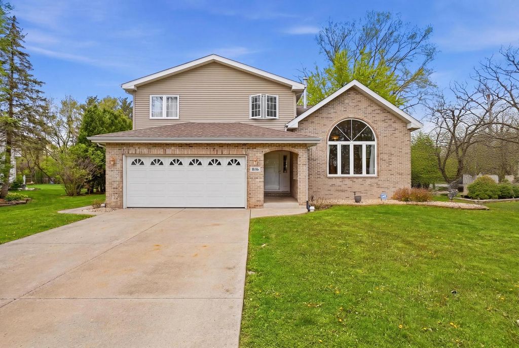 1016 174th Street, East Hazel Crest, IL 60429