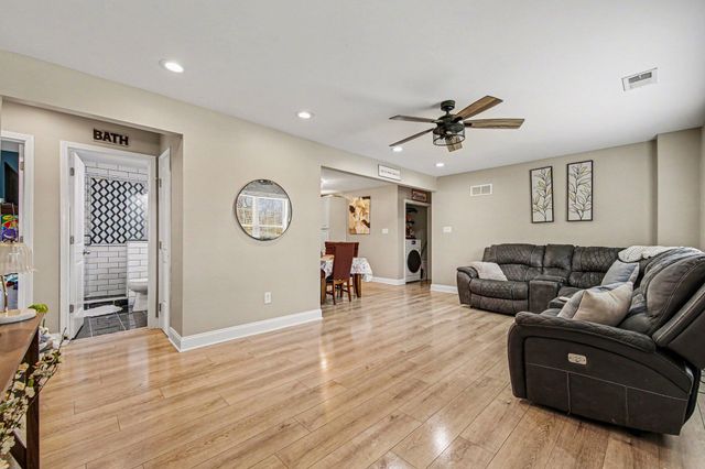 3611 Paris Pike, Georgetown, KY 40324