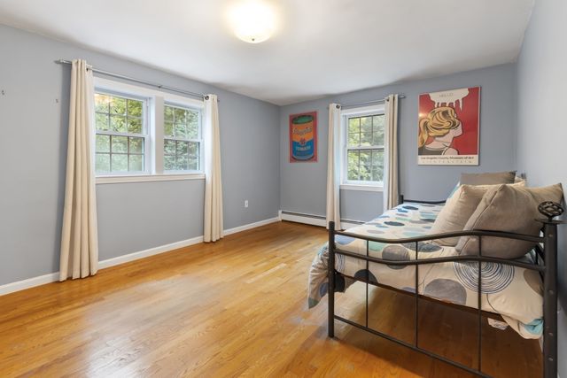 23 Leach Ln, Natick, MA 01760
