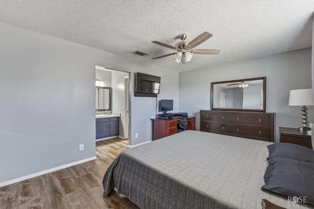 Image 14 of property listing at 1618 Kansas Avenue, San Angelo, TX 76904