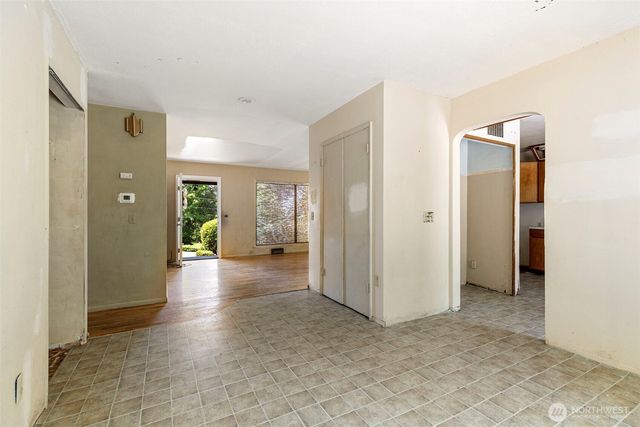 1087 Baby Doll Road E, Port Orchard, WA 98366