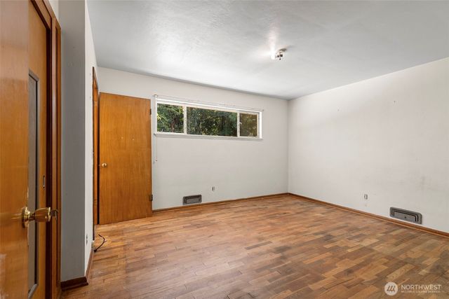 1087 Baby Doll Road E, Port Orchard, WA 98366