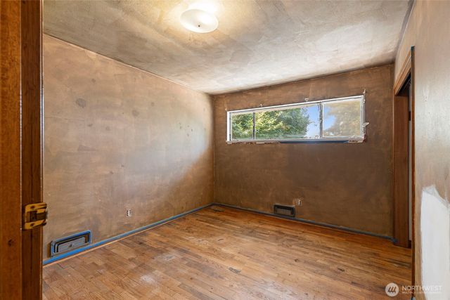 1087 Baby Doll Road E, Port Orchard, WA 98366