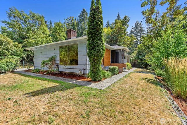 1087 Baby Doll Road E, Port Orchard, WA 98366