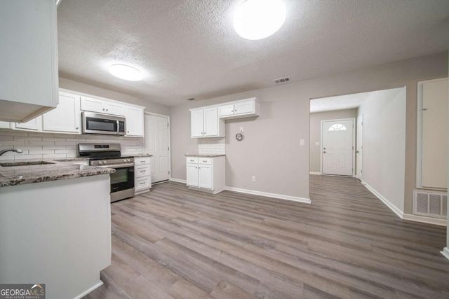 6040 Luna Drive, Columbus, GA 31907
