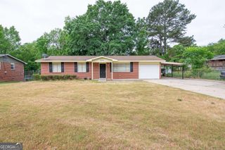 6040 Luna Drive, Columbus, GA 31907