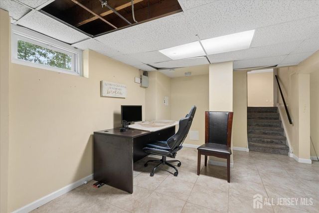 56 gramercy Drive, Piscataway, NJ 08854