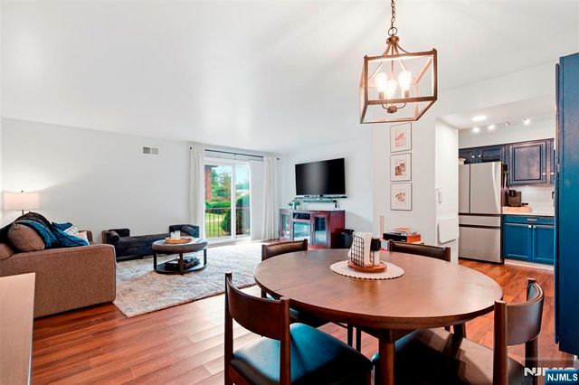 315 Ringwood Avenue, Pompton Lakes, NJ 07442