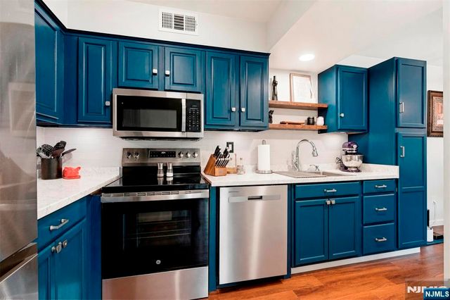 315 Ringwood Avenue, Pompton Lakes, NJ 07442