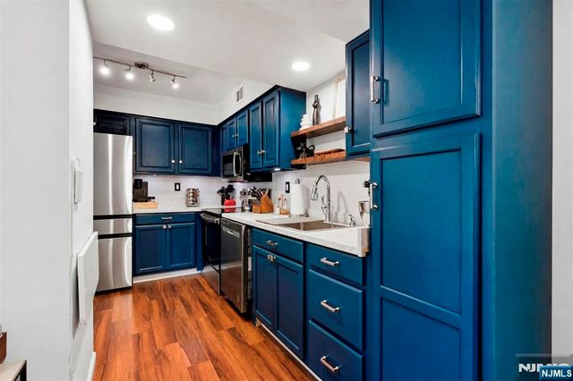 315 Ringwood Avenue, Pompton Lakes, NJ 07442