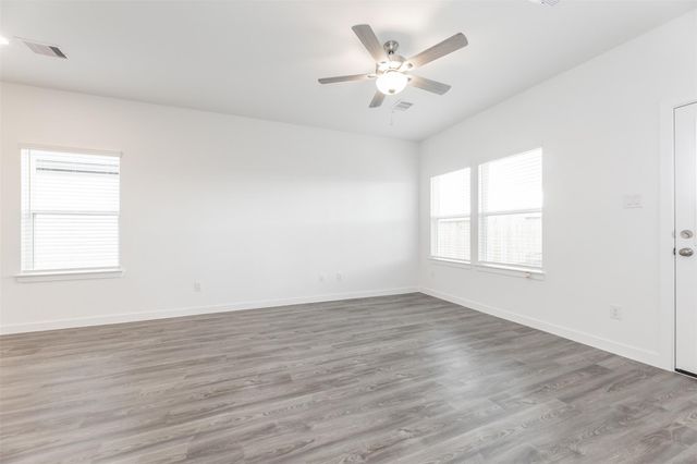 3910 Windy Whisper Drive, Brookshire, TX 77423
