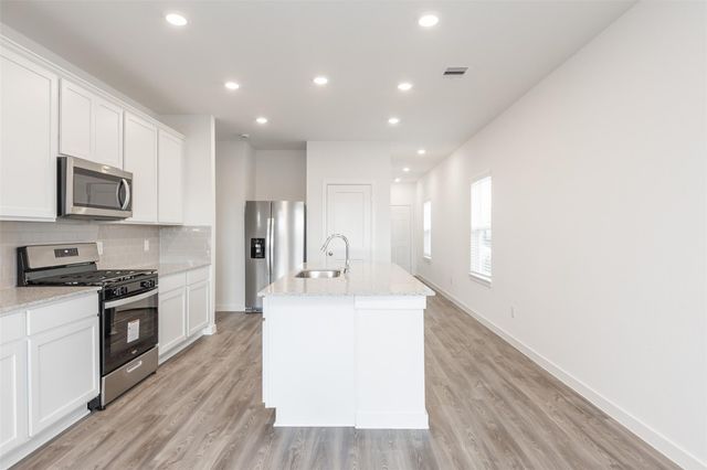 3910 Windy Whisper Drive, Brookshire, TX 77423