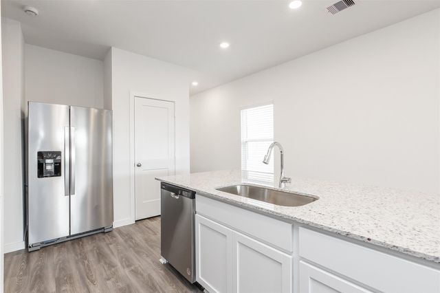 3910 Windy Whisper Drive, Brookshire, TX 77423