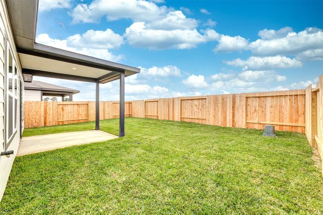 3910 Windy Whisper Drive, Brookshire, TX 77423