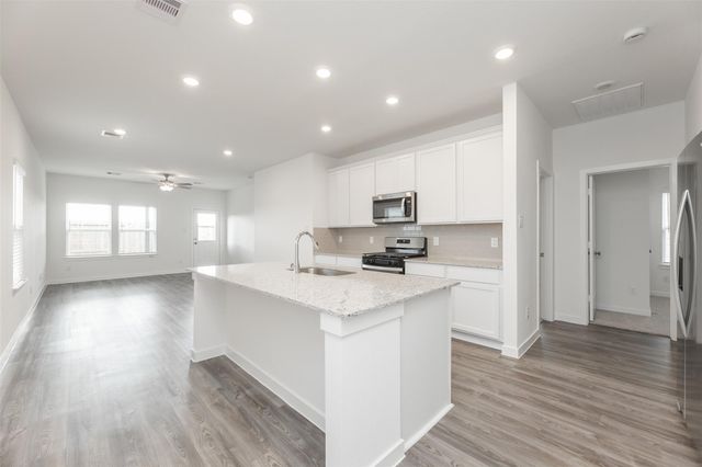 3910 Windy Whisper Drive, Brookshire, TX 77423