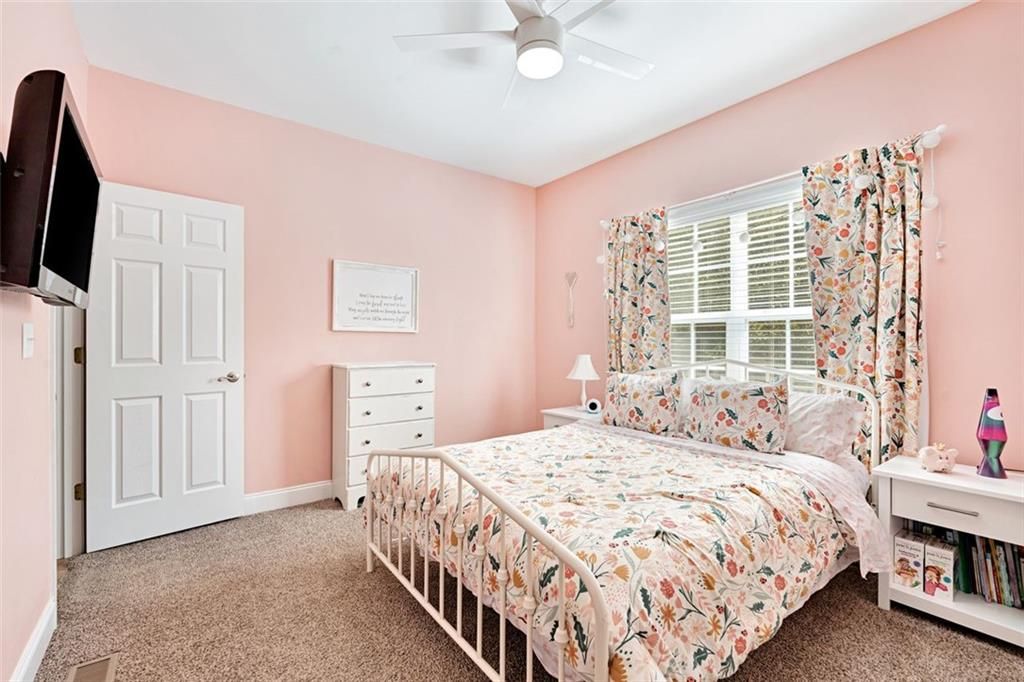 Image 29 of property listing at 7380 Bates Drive, Cumming, GA 30040