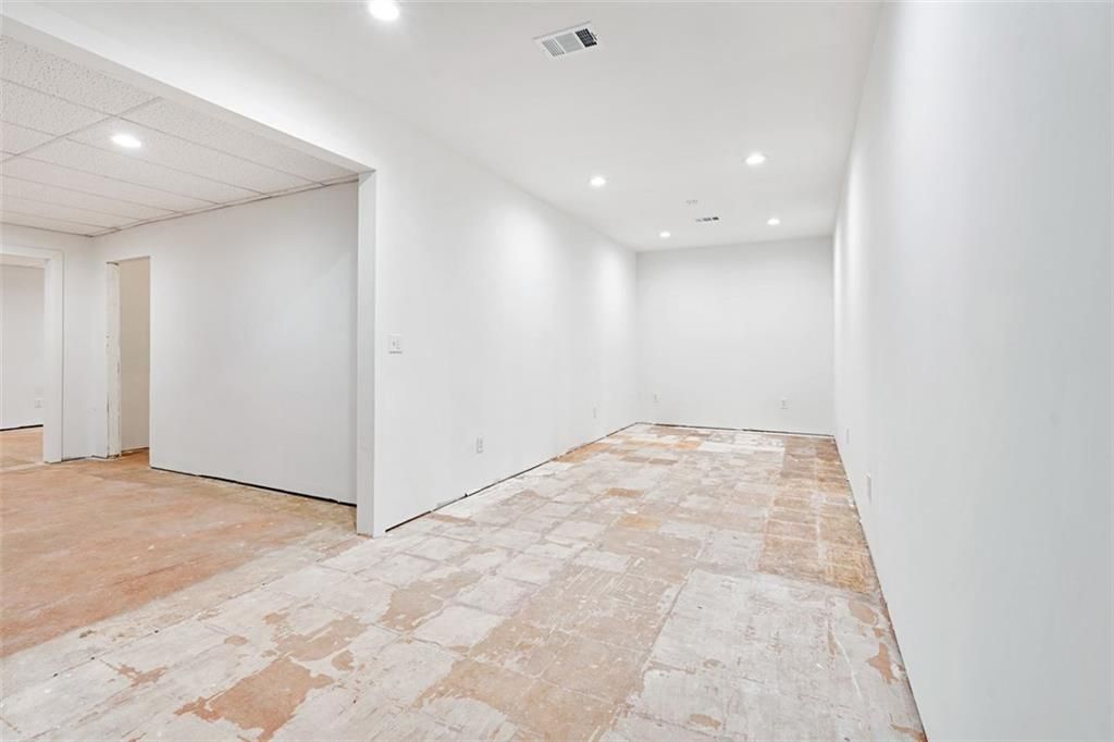 Image 38 of property listing at 7380 Bates Drive, Cumming, GA 30040