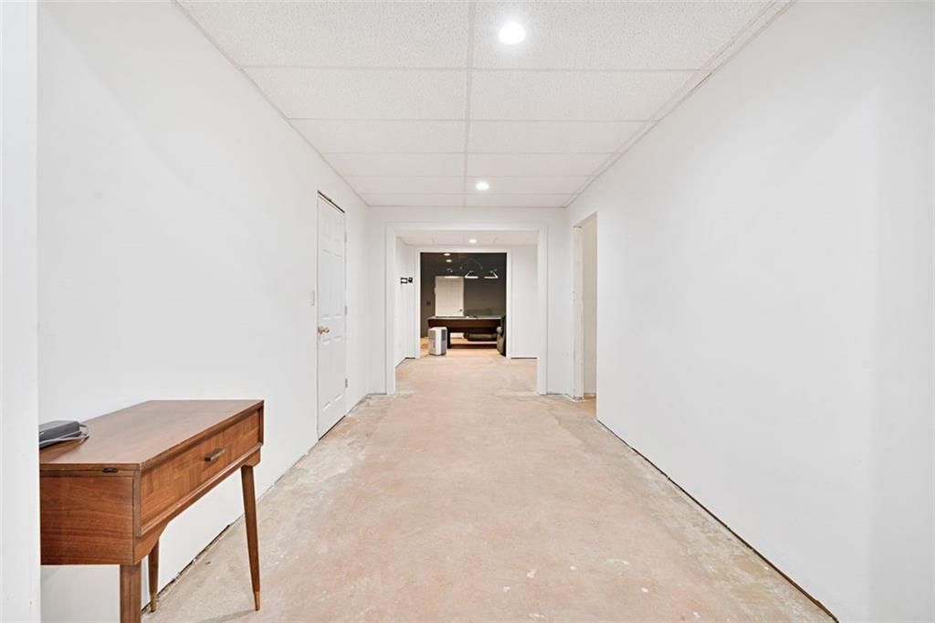 Image 39 of property listing at 7380 Bates Drive, Cumming, GA 30040