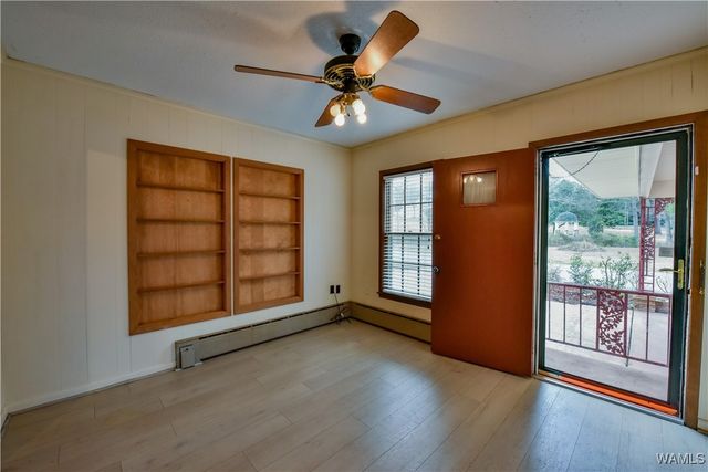 239 2nd Ave NW, Fayette, AL 35555