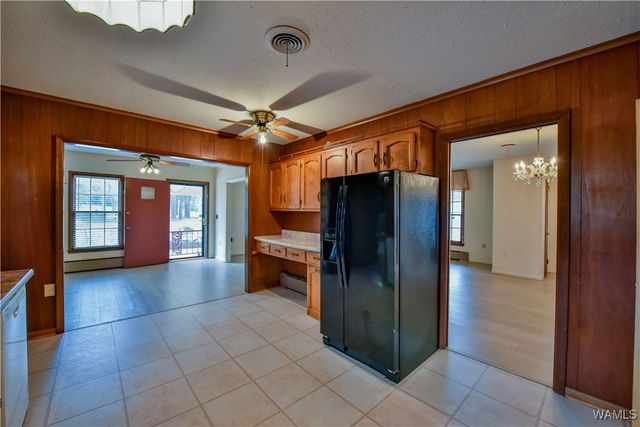 239 2nd Ave NW, Fayette, AL 35555