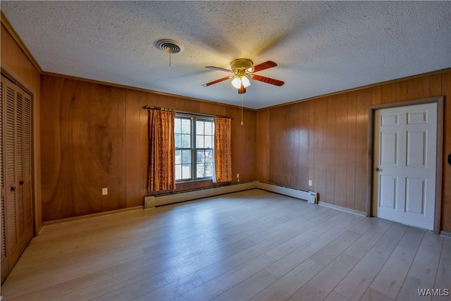 239 2nd Ave NW, Fayette, AL 35555