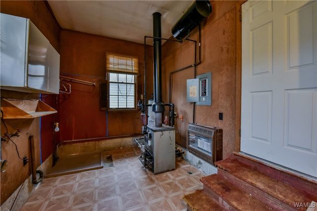 239 2nd Ave NW, Fayette, AL 35555