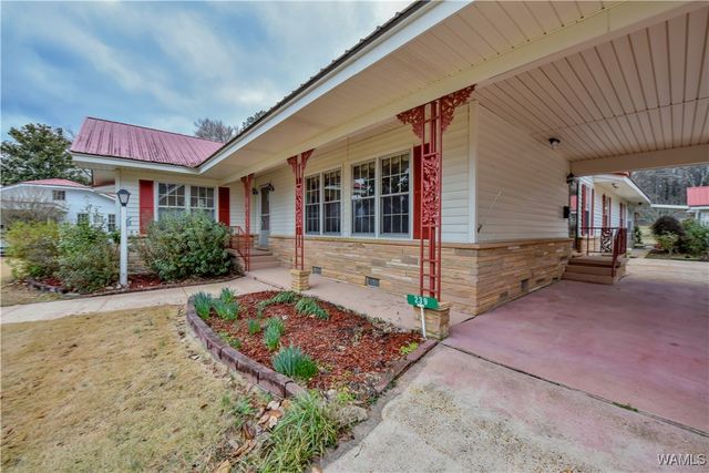 239 2nd Ave NW, Fayette, AL 35555