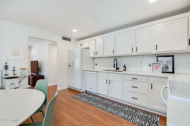 3625 E JANICE Way, Phoenix, AZ 85032