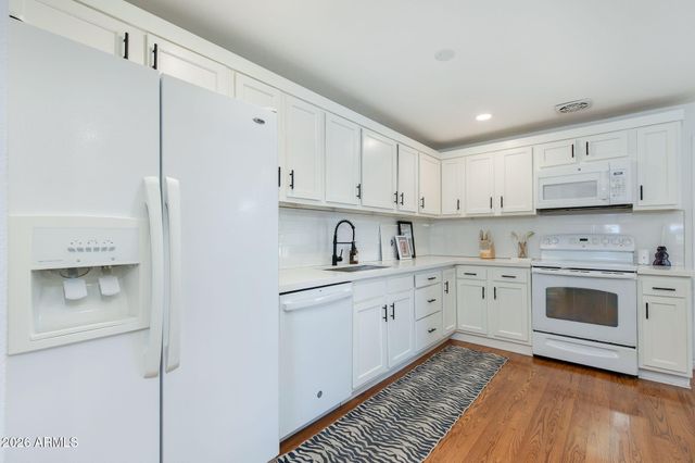 3625 E JANICE Way, Phoenix, AZ 85032