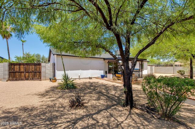 3625 E JANICE Way, Phoenix, AZ 85032