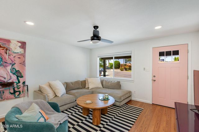 3625 E JANICE Way, Phoenix, AZ 85032