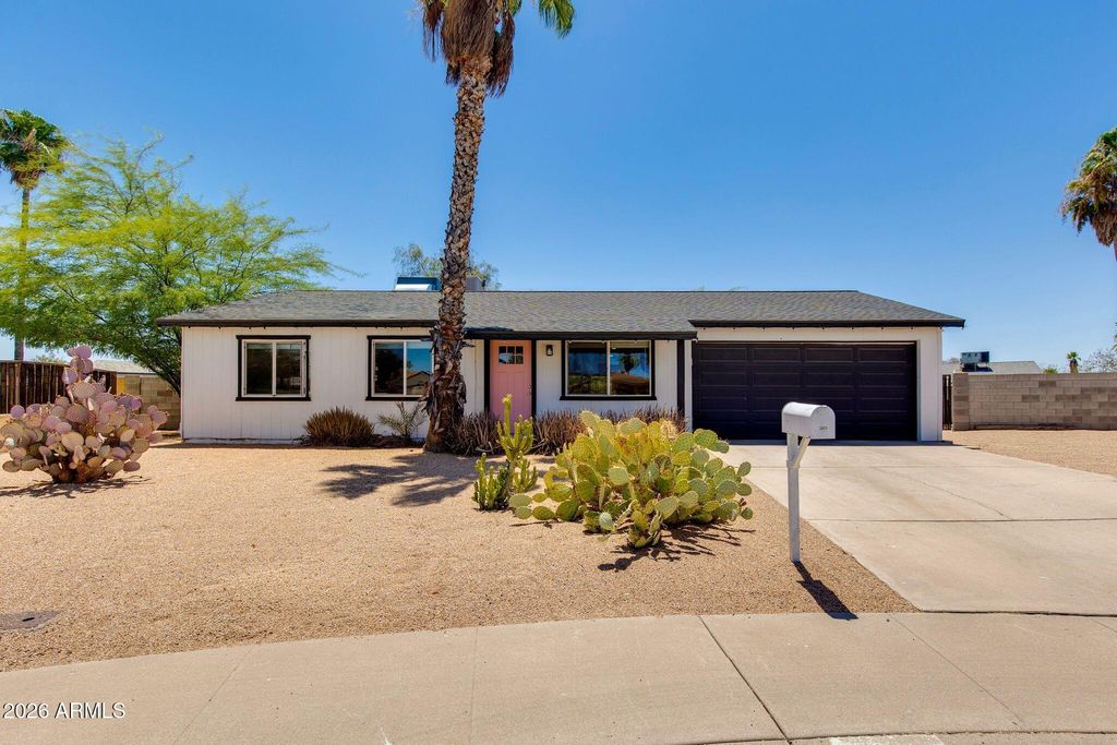 3625 E JANICE Way, Phoenix, AZ 85032 — photo 2