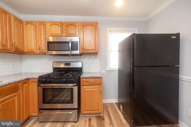 217 W MAPLE AVE, Lindenwold, NJ 08021