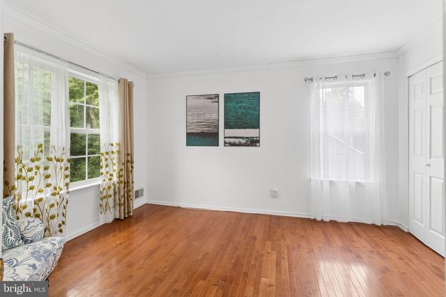 6 HARVARD CIR, Princeton, NJ 08540